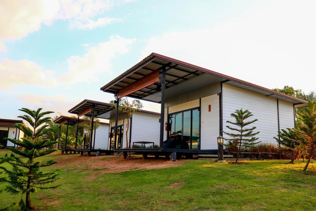 Mae On Village Resort Roi Et Eksteriør billede