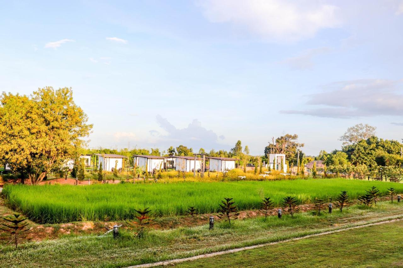 Mae On Village Resort Roi Et Eksteriør billede