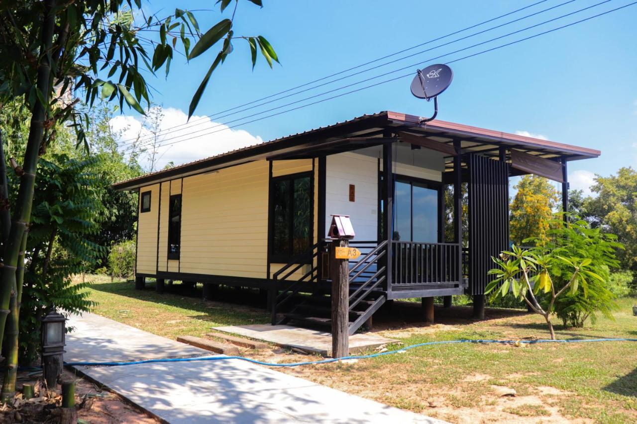 Mae On Village Resort Roi Et Eksteriør billede