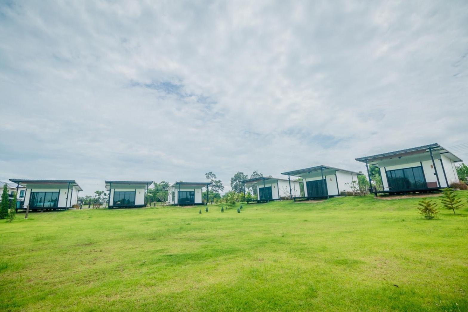 Mae On Village Resort Roi Et Eksteriør billede